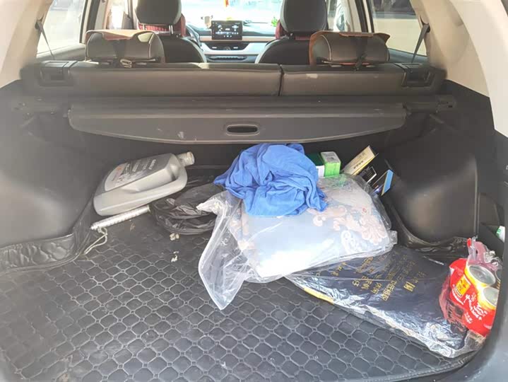 Фото 4 - Geely Vision X6