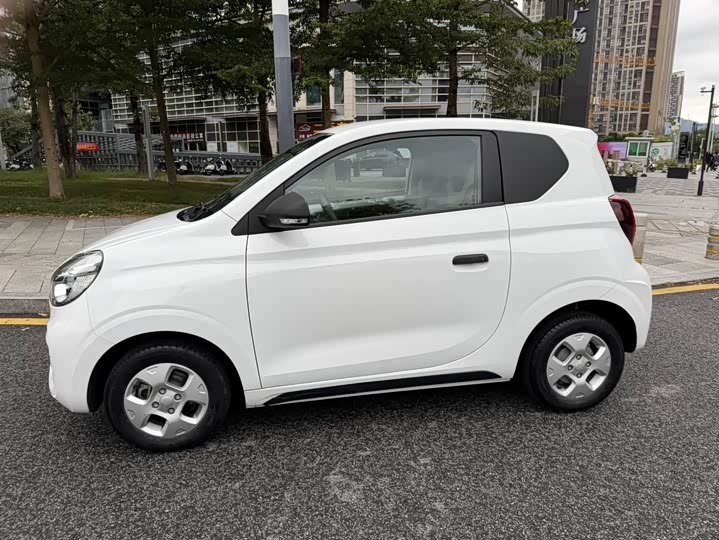 Фото 2 - Roewe Clever