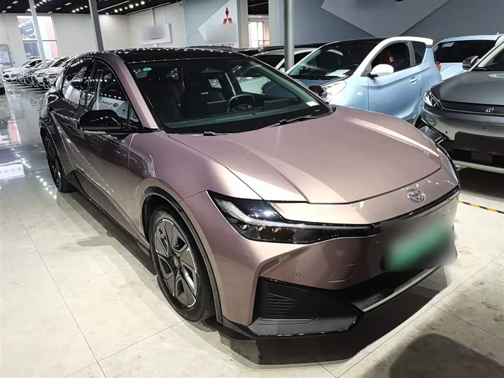 Фото 4 - Toyota bZ3