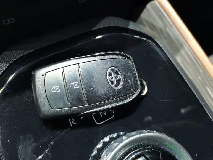 Фото 9 - Toyota bZ3