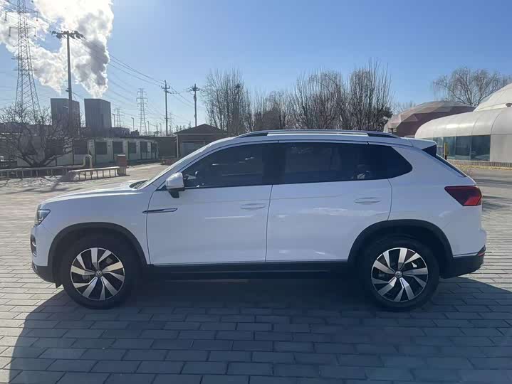 Фото 2 - Volkswagen Tayron