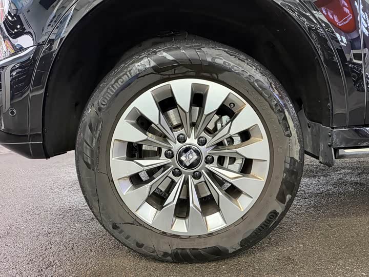 Фото 5 - Tank 500 Hybrid