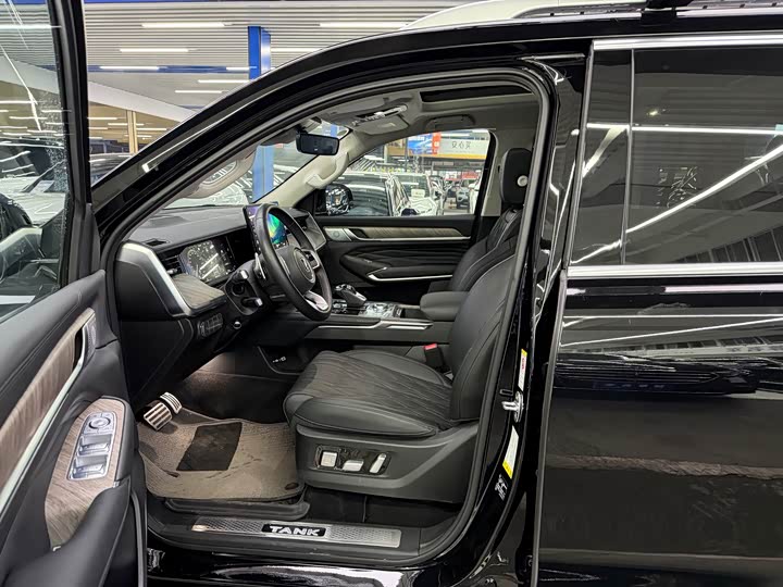 Фото 7 - Tank 500 Hybrid