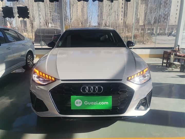 Фото 3 - Audi A4L