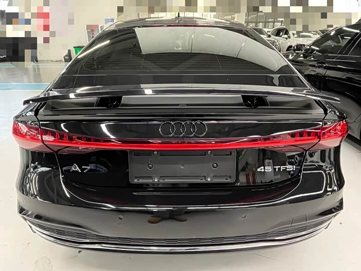 Фото 5 - Audi A7