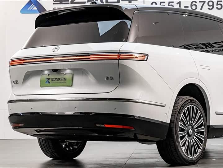 Фото 8 - Nio ES8