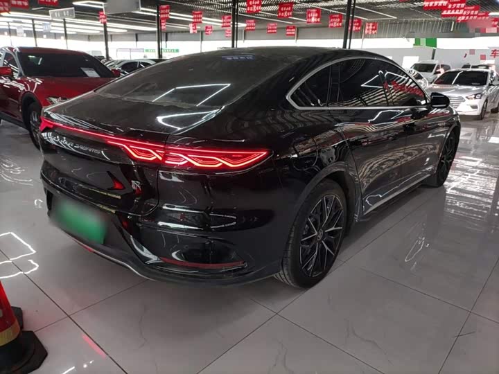 Фото 7 - BYD Han