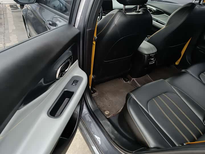 Фото 6 - GAC Trumpchi Empow R