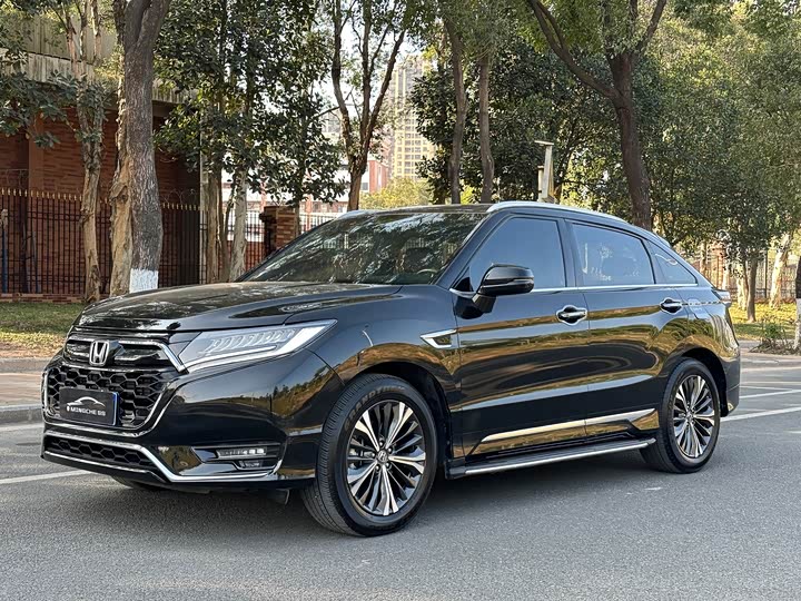 Фото 1 - Honda UR-V