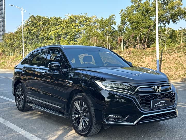 Фото 3 - Honda UR-V