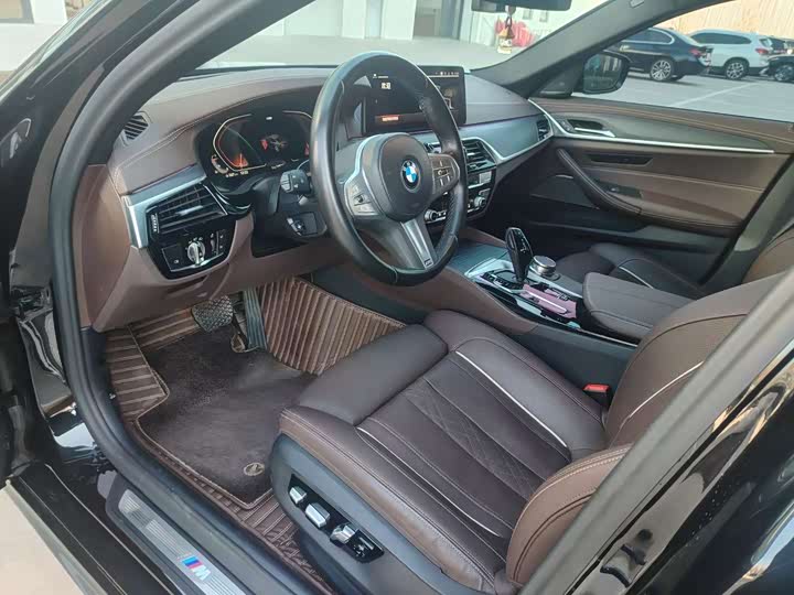 Фото 6 - BMW 5 Series