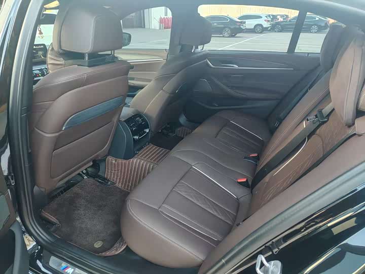 Фото 7 - BMW 5 Series