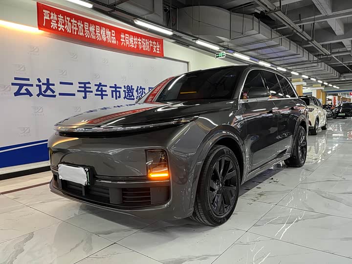 Фото 2 - LiXiang L8