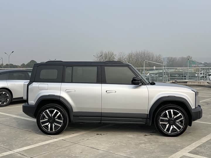 Фото 4 - Chery iCar 03