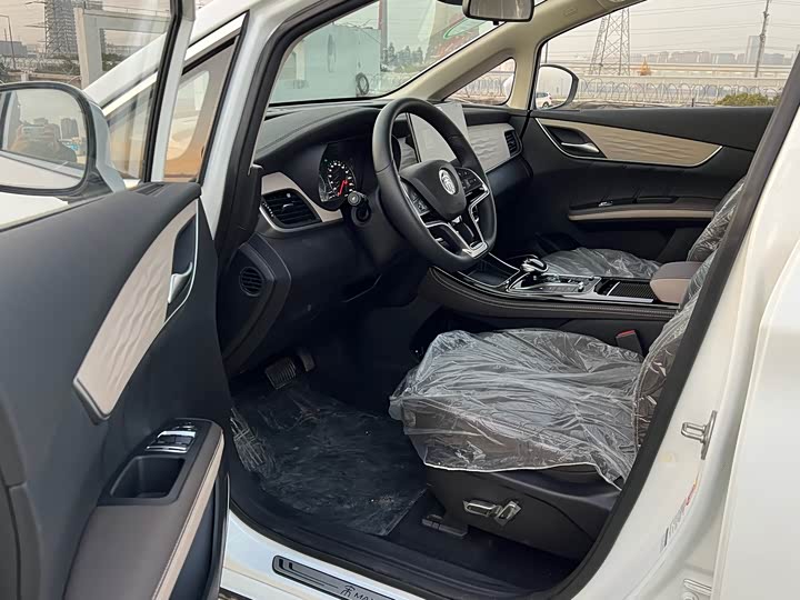 Фото 9 - BYD Song Max Hybrid