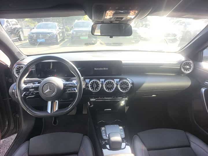 Фото 2 - Mercedes-Benz A-Class