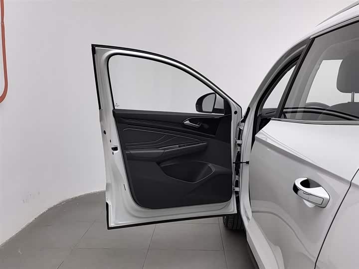 Фото 8 - Jetta VS7