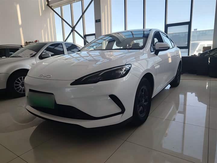 Фото 2 - BYD Seal 05 DM-i Hybrid