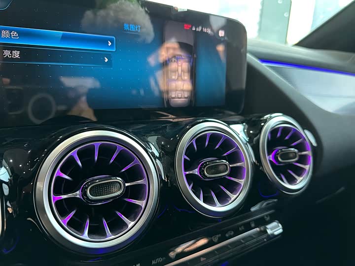 Фото 7 - Mercedes-Benz EQA