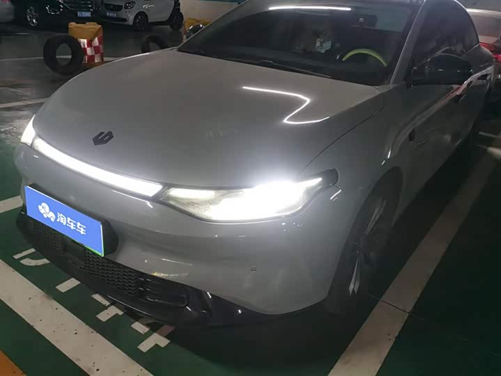 Фото 1 - Leapmotor C01