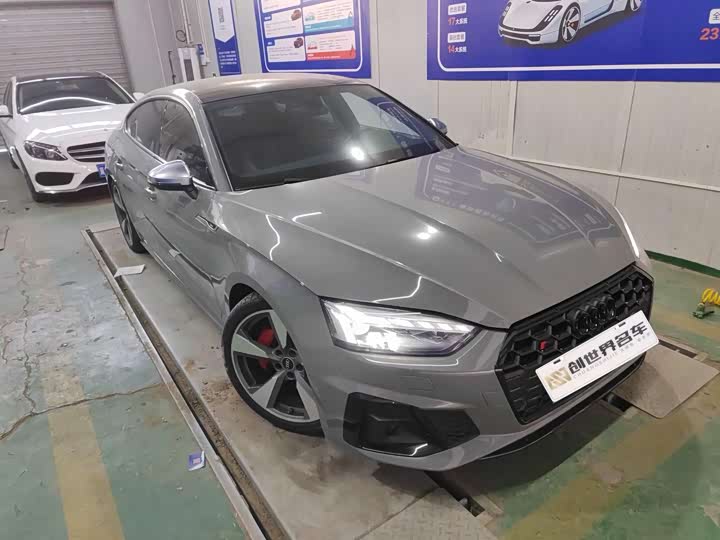 Фото 1 - Audi S5