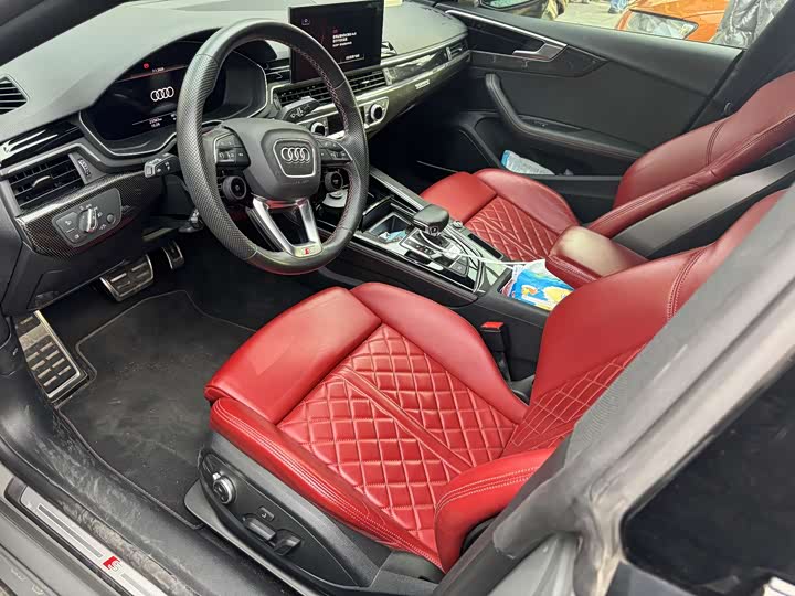 Фото 2 - Audi S5