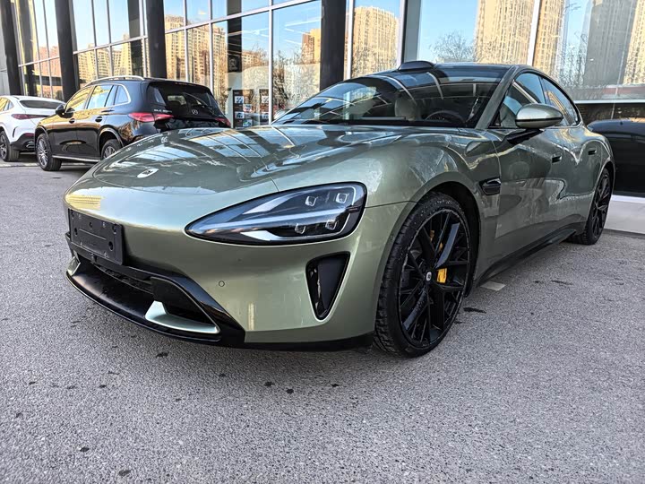 Фото 1 - Xiaomi SU7