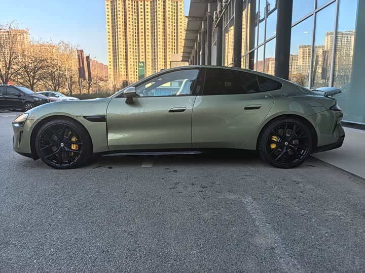 Фото 7 - Xiaomi SU7