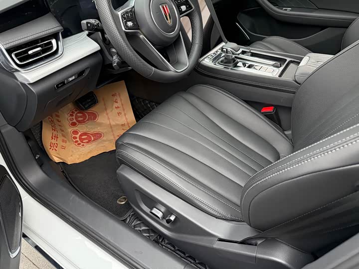 Фото 2 - Hongqi H5