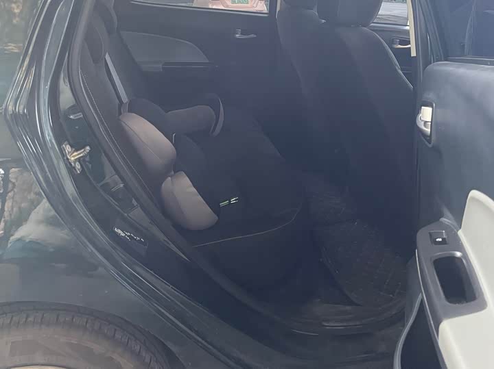 Фото 7 - Changan BenBen E-Star