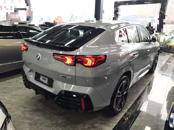 Фото 7 - BMW X2