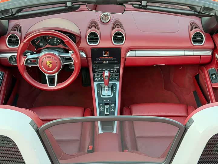 Фото 6 - Porsche 718