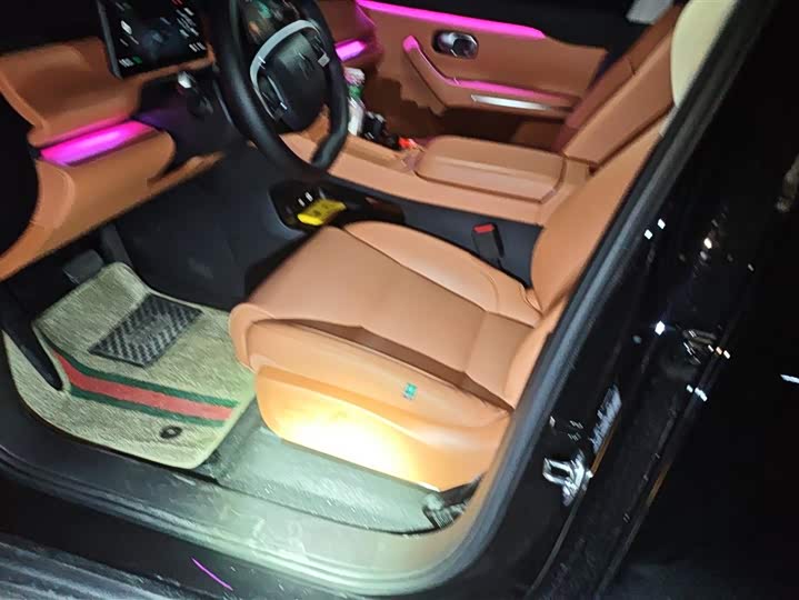 Фото 9 - Leapmotor C10