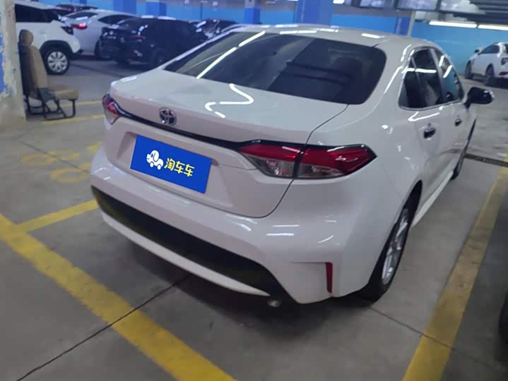 Фото 3 - Toyota Levin