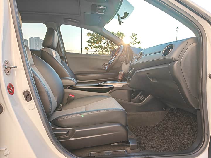 Фото 7 - Honda XR-V