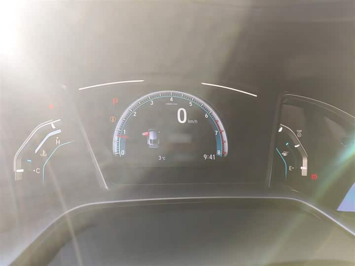 Фото 4 - Honda Civic