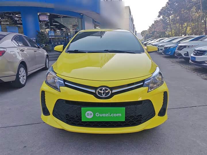 Фото 3 - Toyota Vios FS