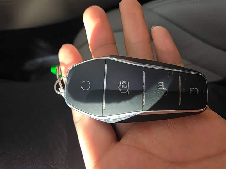 Фото 9 - BYD Han