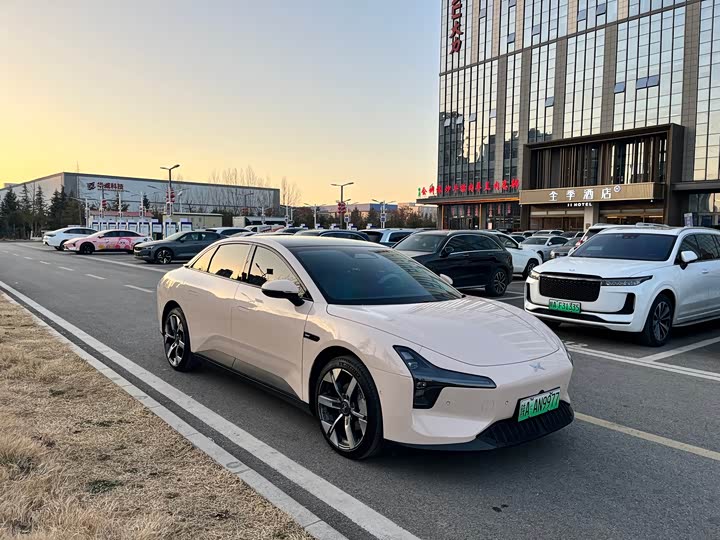 Фото 3 - XPeng Mona M03