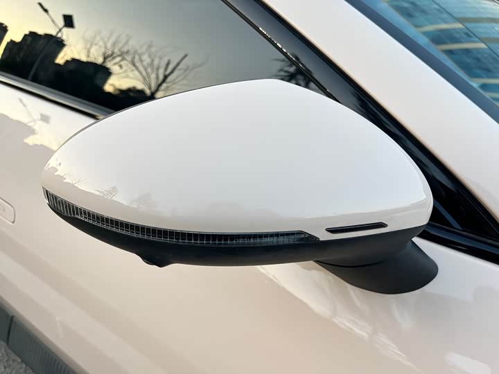 Фото 5 - XPeng Mona M03