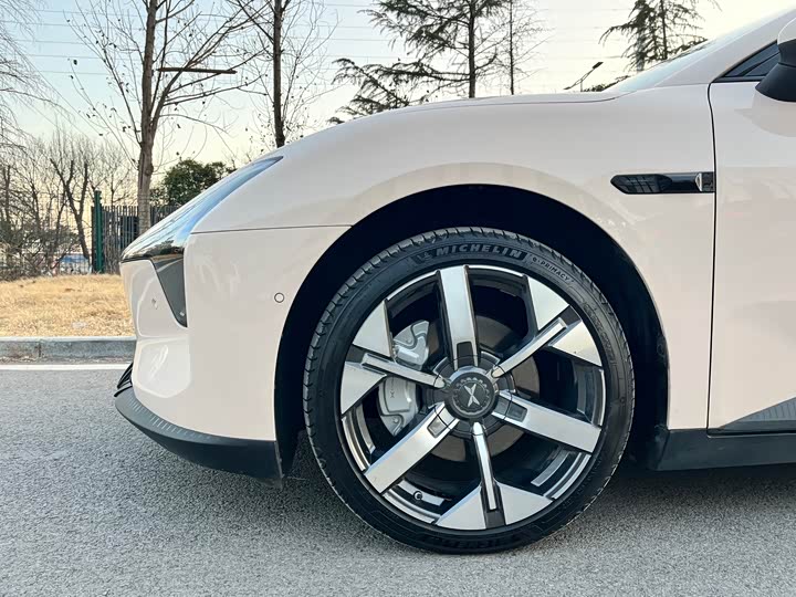 Фото 6 - XPeng Mona M03