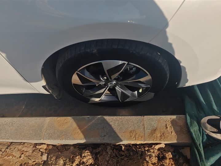 Фото 6 - GAC Trumpchi M6