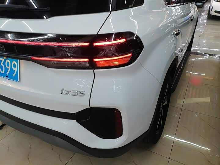 Фото 8 - Hyundai ix35 (Mufasa)