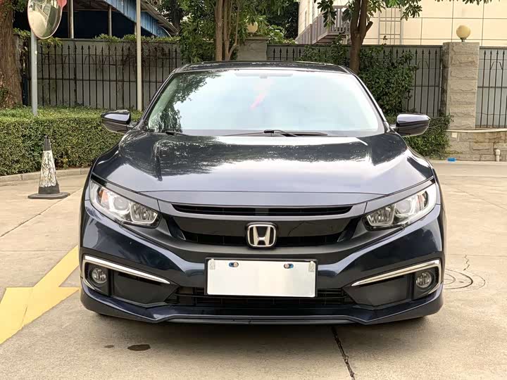 Фото 2 - Honda Civic