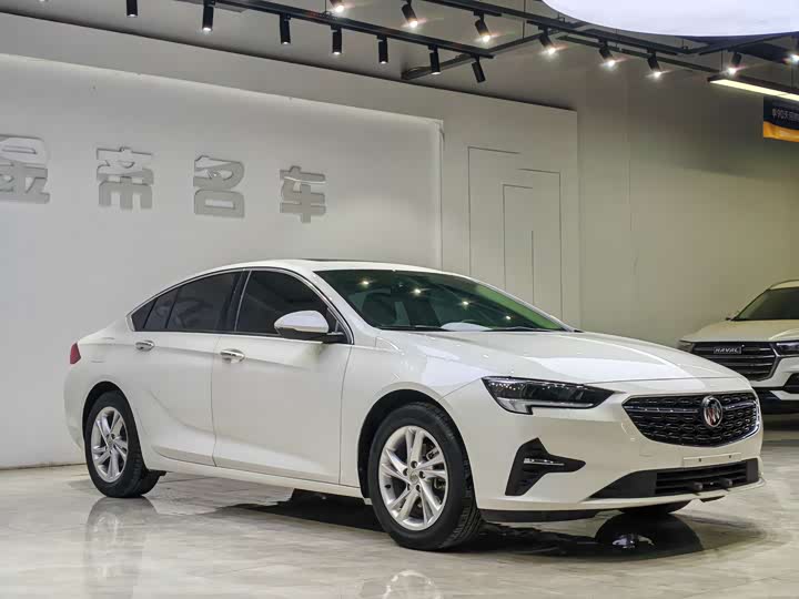 Фото 3 - Buick Regal