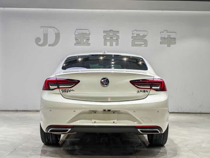 Фото 5 - Buick Regal