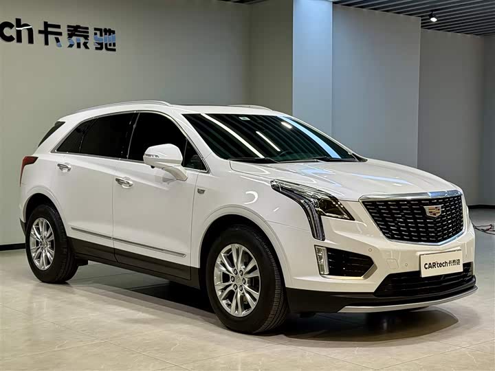 Фото 2 - Cadillac XT5