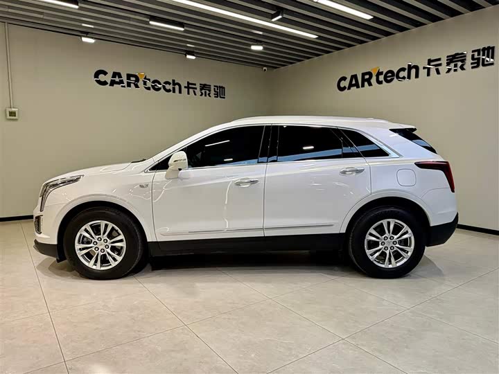 Фото 7 - Cadillac XT5