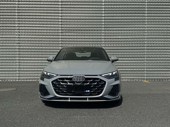 Фото 2 - Audi A3