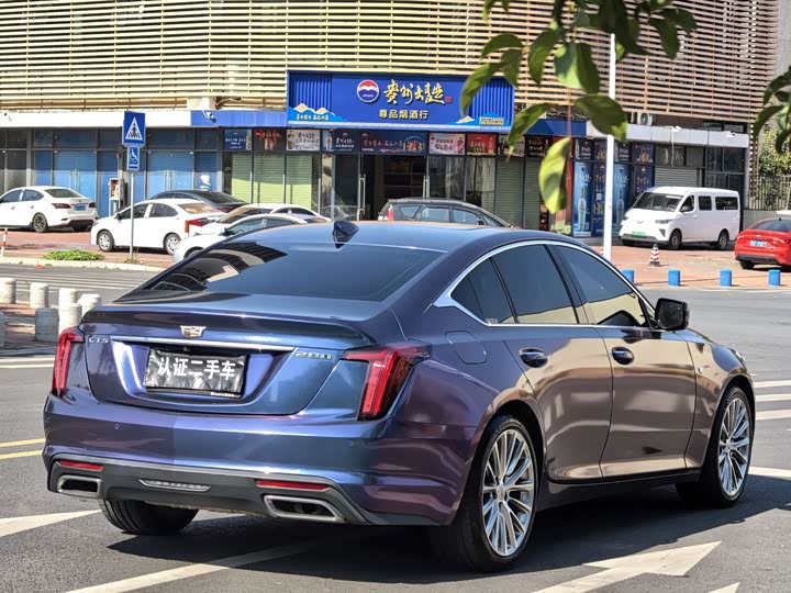 Фото 6 - Cadillac CT5